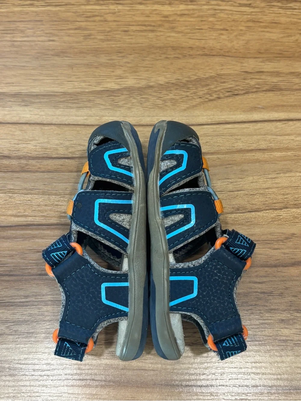 See Kai Run Sandals blue closed toe sz 6